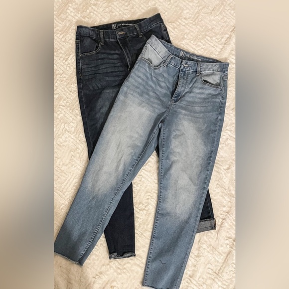 BUNDLE No Boundaries set of 2 summer Jean shorts Size 4 - Picture 2 of 8